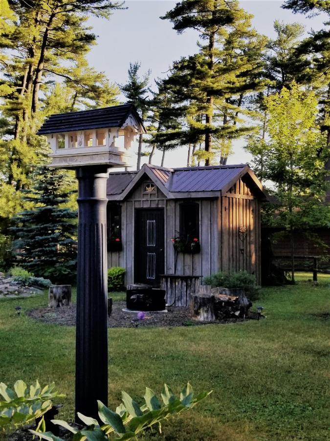 Four Ninety Muskoka B & B Грейвънхърст Екстериор снимка