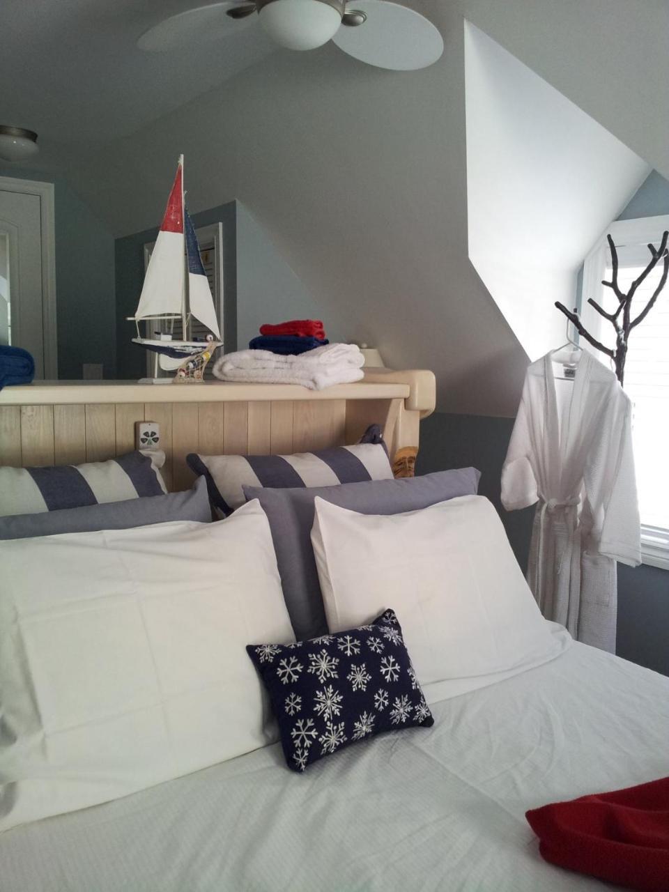 Four Ninety Muskoka B & B Грейвънхърст Екстериор снимка