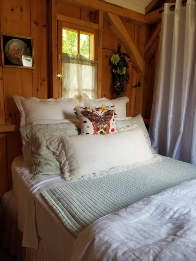 Four Ninety Muskoka B & B Грейвънхърст Екстериор снимка