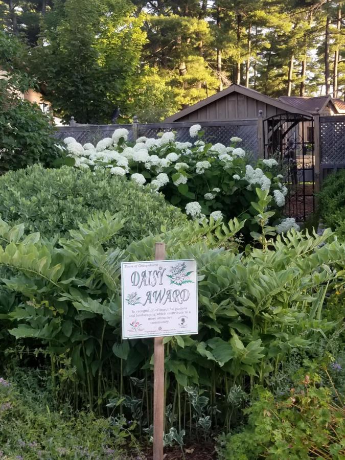 Four Ninety Muskoka B & B Грейвънхърст Екстериор снимка
